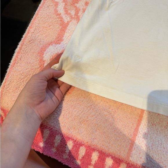 Lululemon cotton top - white - Picture 4 of 4